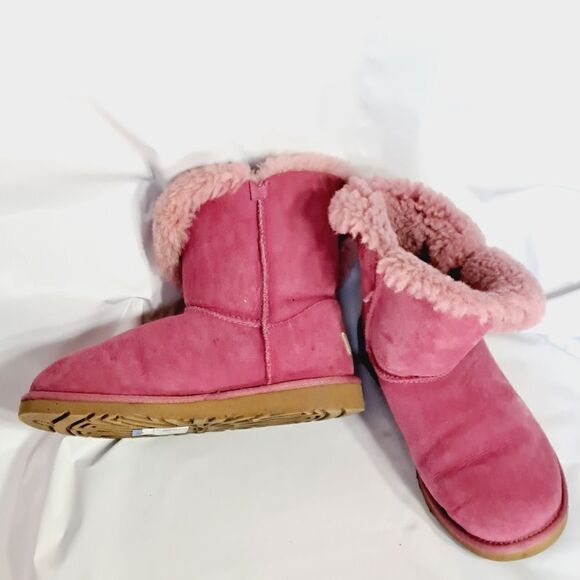 UGG   - Picture 4 of 14